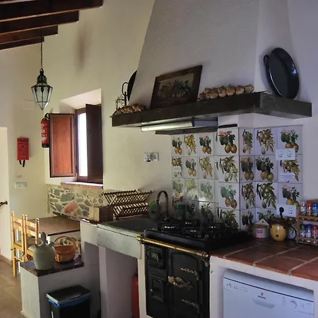 Ecologica Huerta Del Pirata * Fuente de Cantos